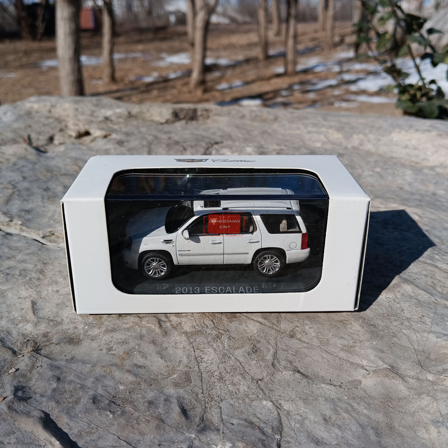 1:64 Cadillac 2013 Escalade Diecast Model Car White Color | eBay