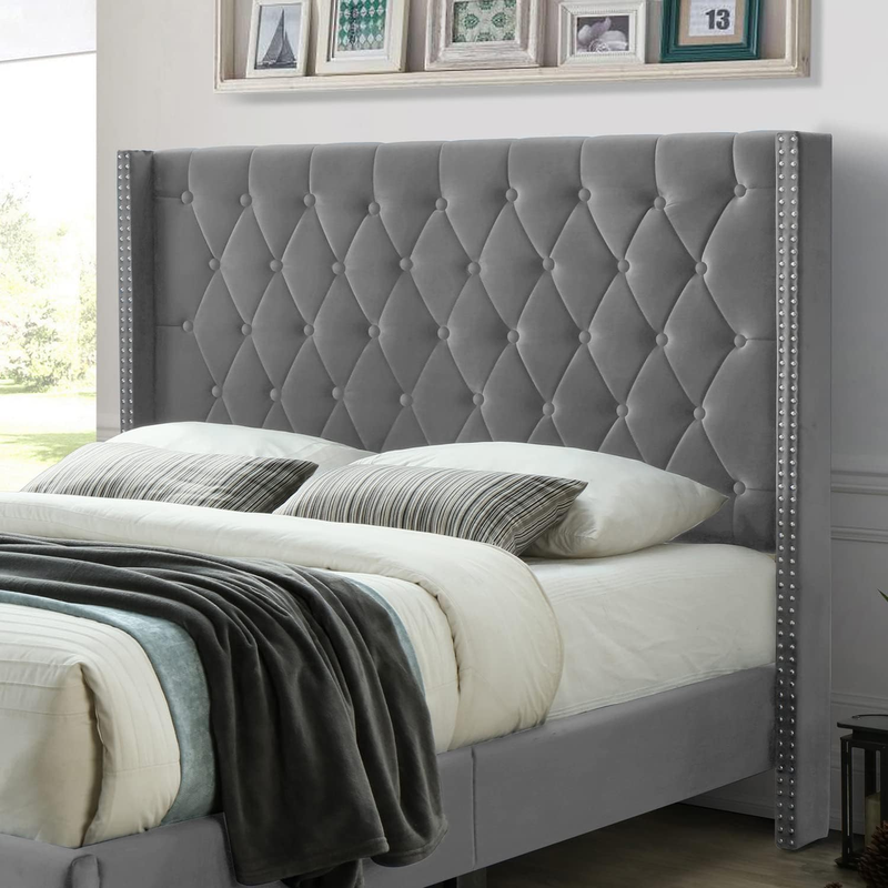 Amelia Velvet Tufted Queen Platform Bed in Gray