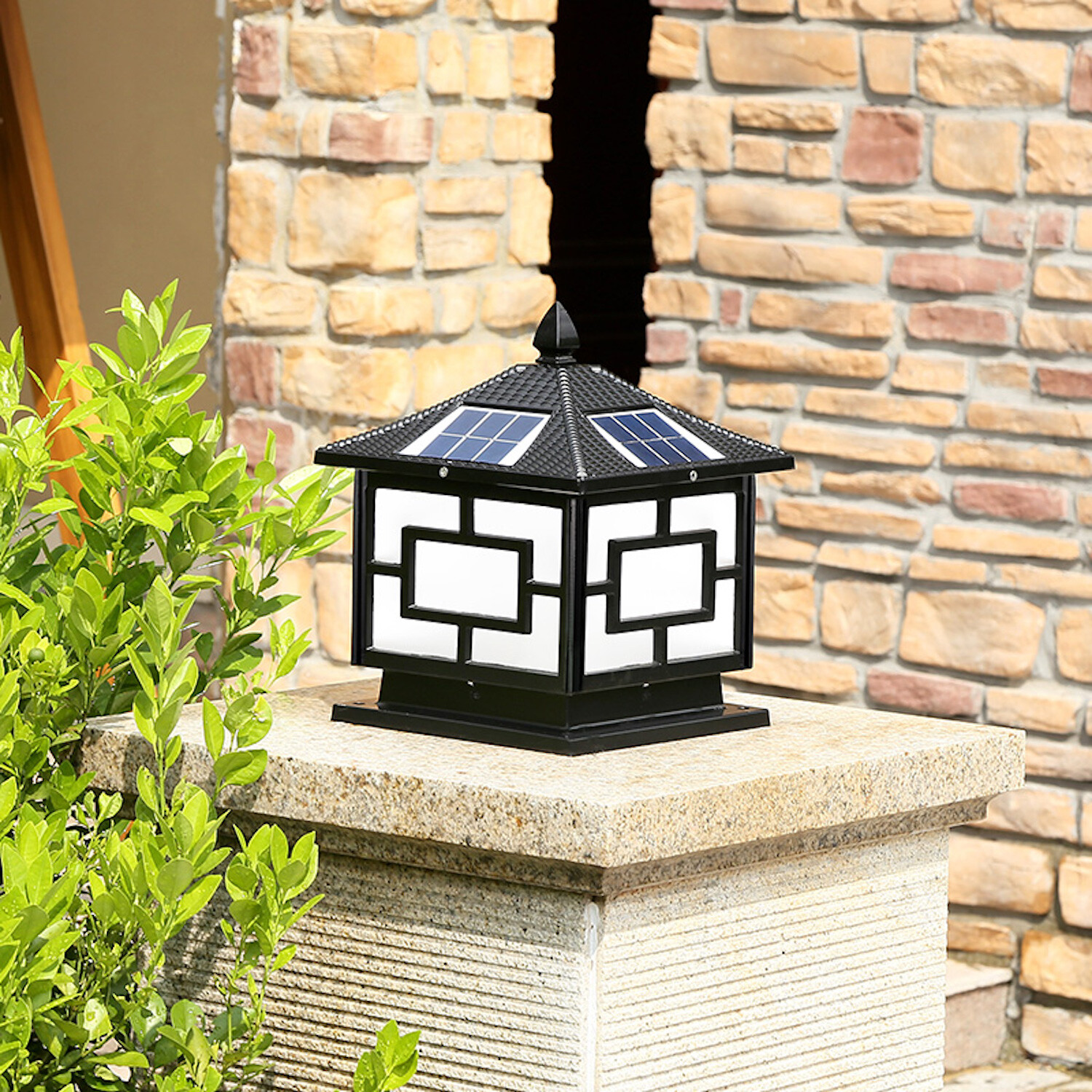 Outdoor Solar Pillar Lights