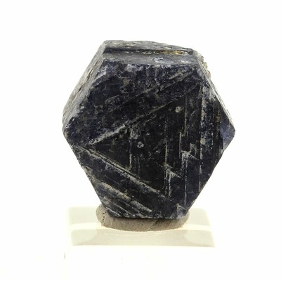 Saphir. 16.25 ct. Andranondambo, Madagascar.