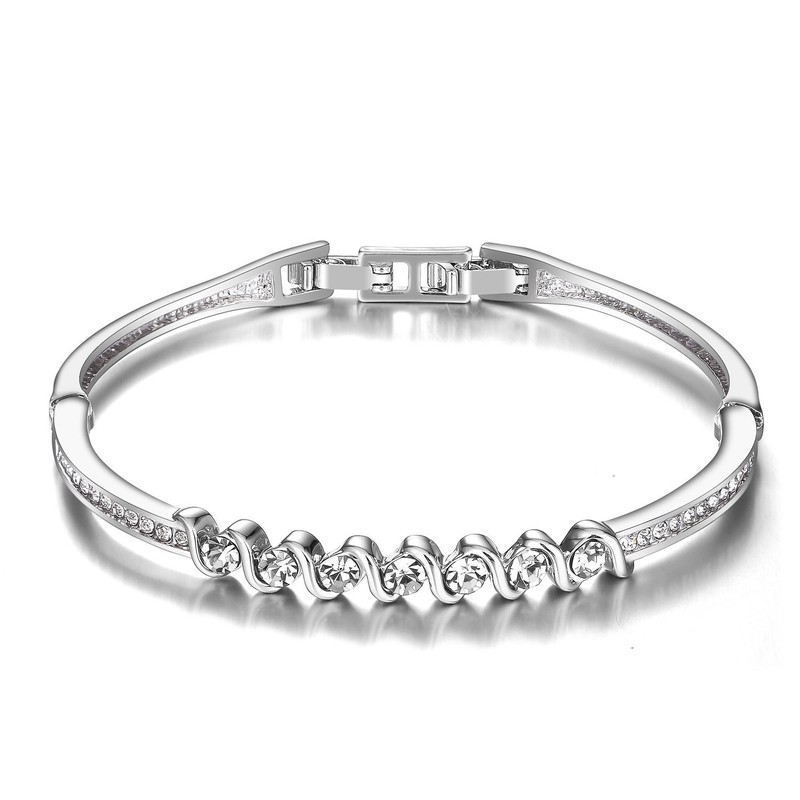 beautiful bracelet for girlfriend
