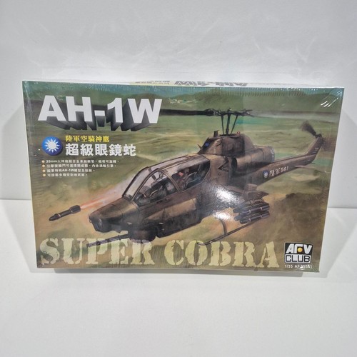 AFV Club 1/35 Scale AH-1W Super Cobra – Helicopter Model Kit