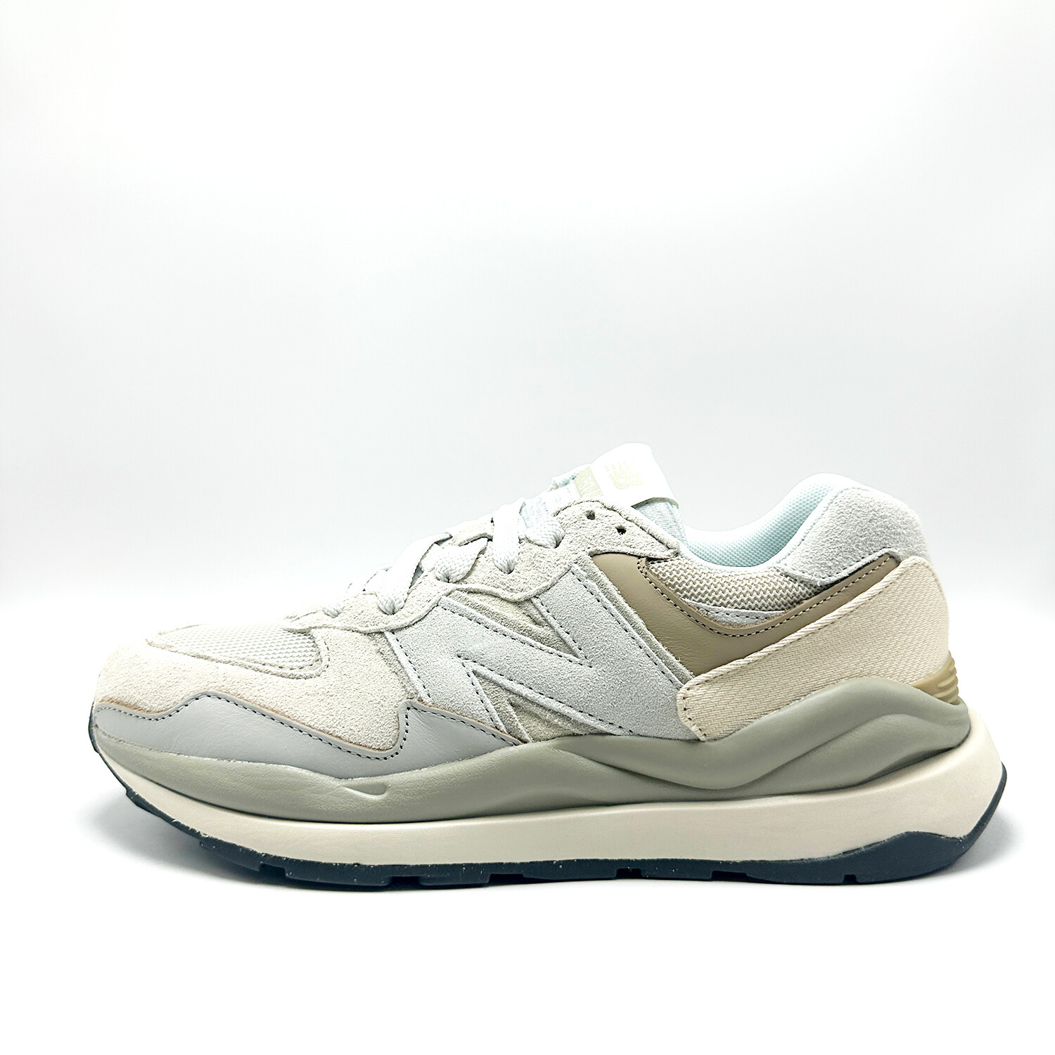 NEW* Men New Balance 57/40 Moonbeam Grey Day (M5740GRM), Sz NEW* Men New Balance 57/40 Moonbeam Grey Day (M5740GRM), Sz