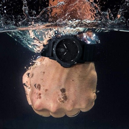 Pre-owned Luminox Xs.0321.bo.l Men's Leatherback Sea Turtle Analog Quartz Watch, Black