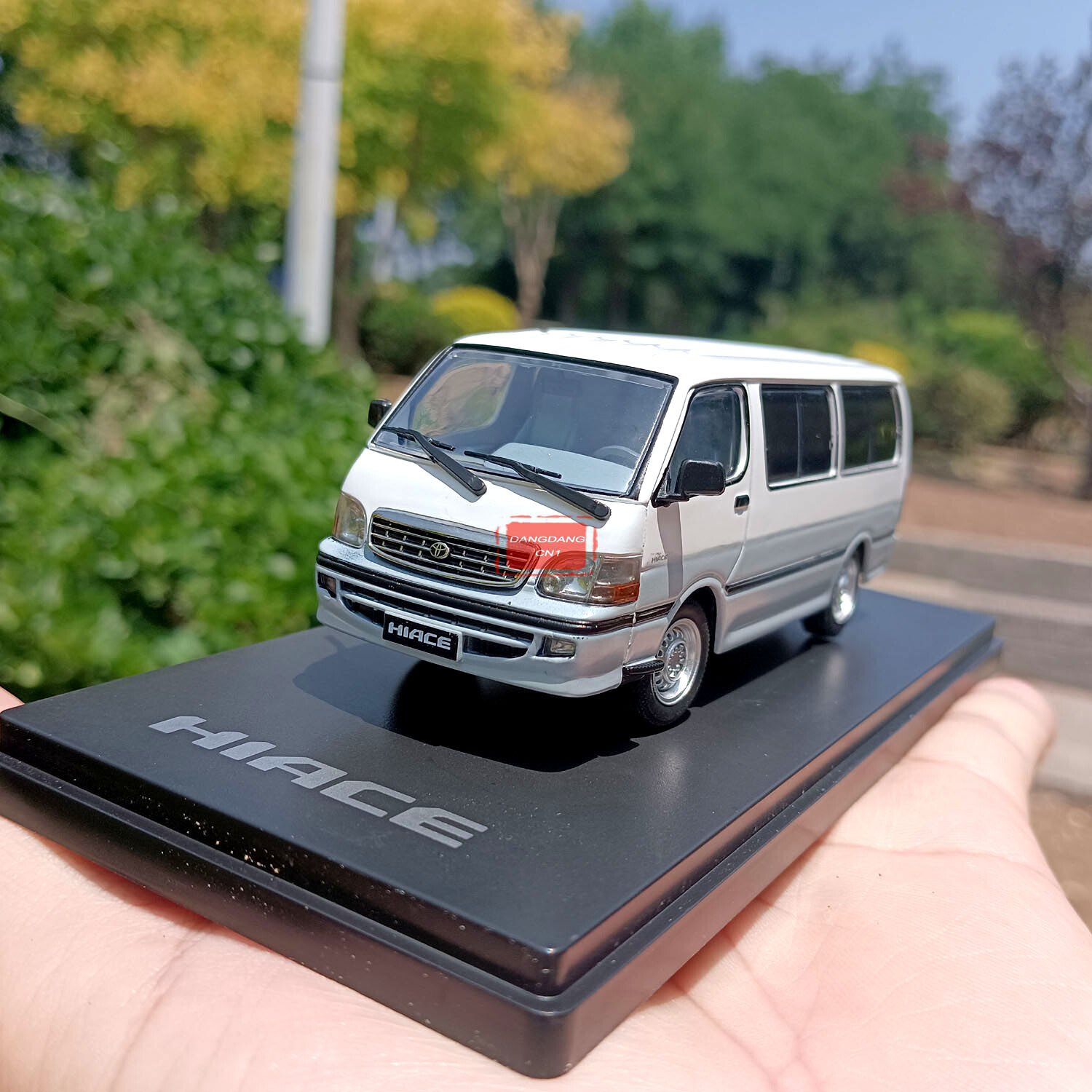1/43 Toyota Hiace Bus Diecast Model white-gray Color | eBay