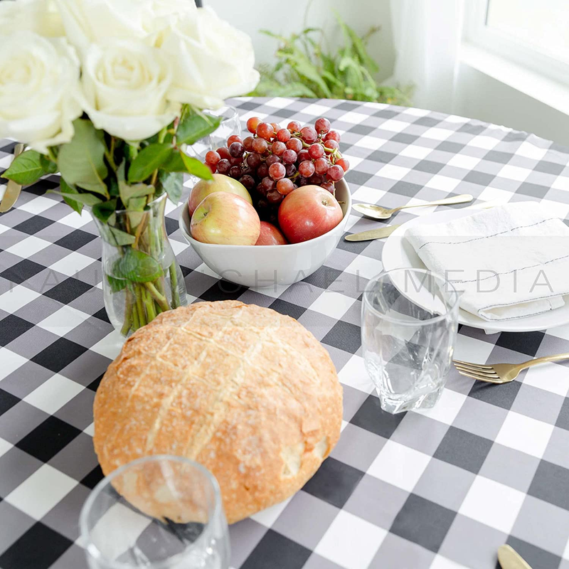 Black Checkered Fitted Table Cover for round Tables, Water Resistant, Windproof