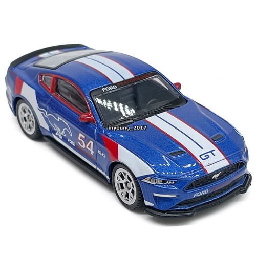 104-044 Cult 1/18 フォード Mustang Wagon 1/18 Cult Scale Models 1965 Ford Mustang Intermeccanica