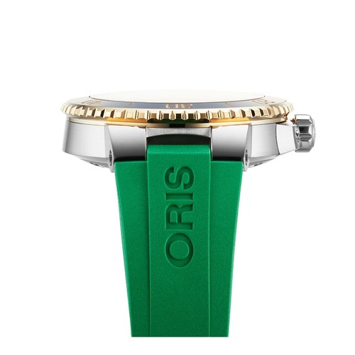Pre-owned Oris 01 400 7769 6357-07 4 22 77fc Men's Aquis Date Green Dial Automatic Watch