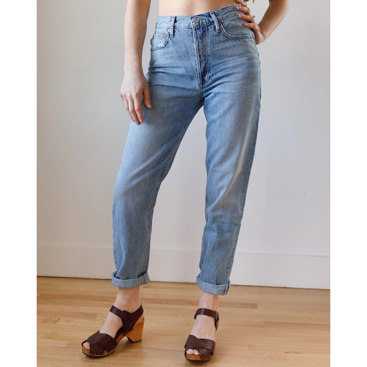 AGOLDE Fen High Rise Relaxed Taper Jeans In Quarrel Size 28 AGOLDE Fen High Rise Relaxed Taper Jeans In Quarrel Size 28