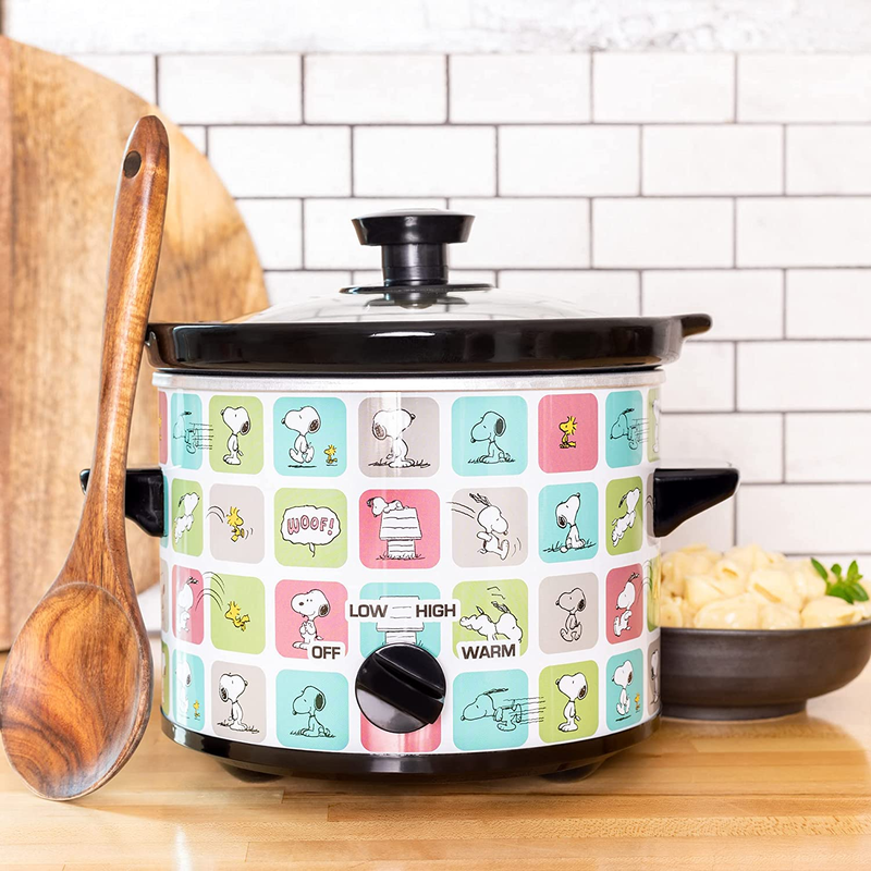 Peanuts 2 Quart Slow Cooker- Snoopy & Woodstock Appliance