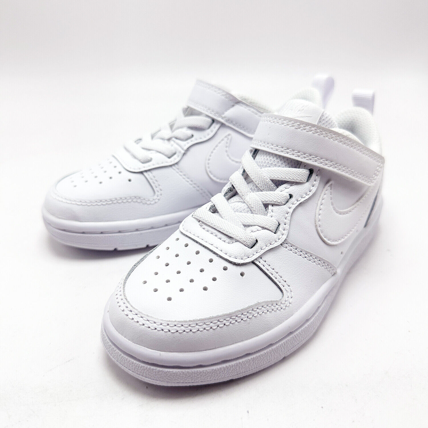 NEW* Kids NIKE COURT BOROUGH LOW 2 (PS) WHITE (BQ5451 100 NEW* Kids NIKE COURT BOROUGH LOW 2 (PS) WHITE (BQ5451 100