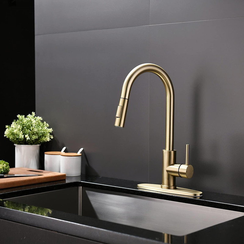 Gold Kitchen Faucets with Pull-Down Sprayer, Modern Stainless Steel Single Handl