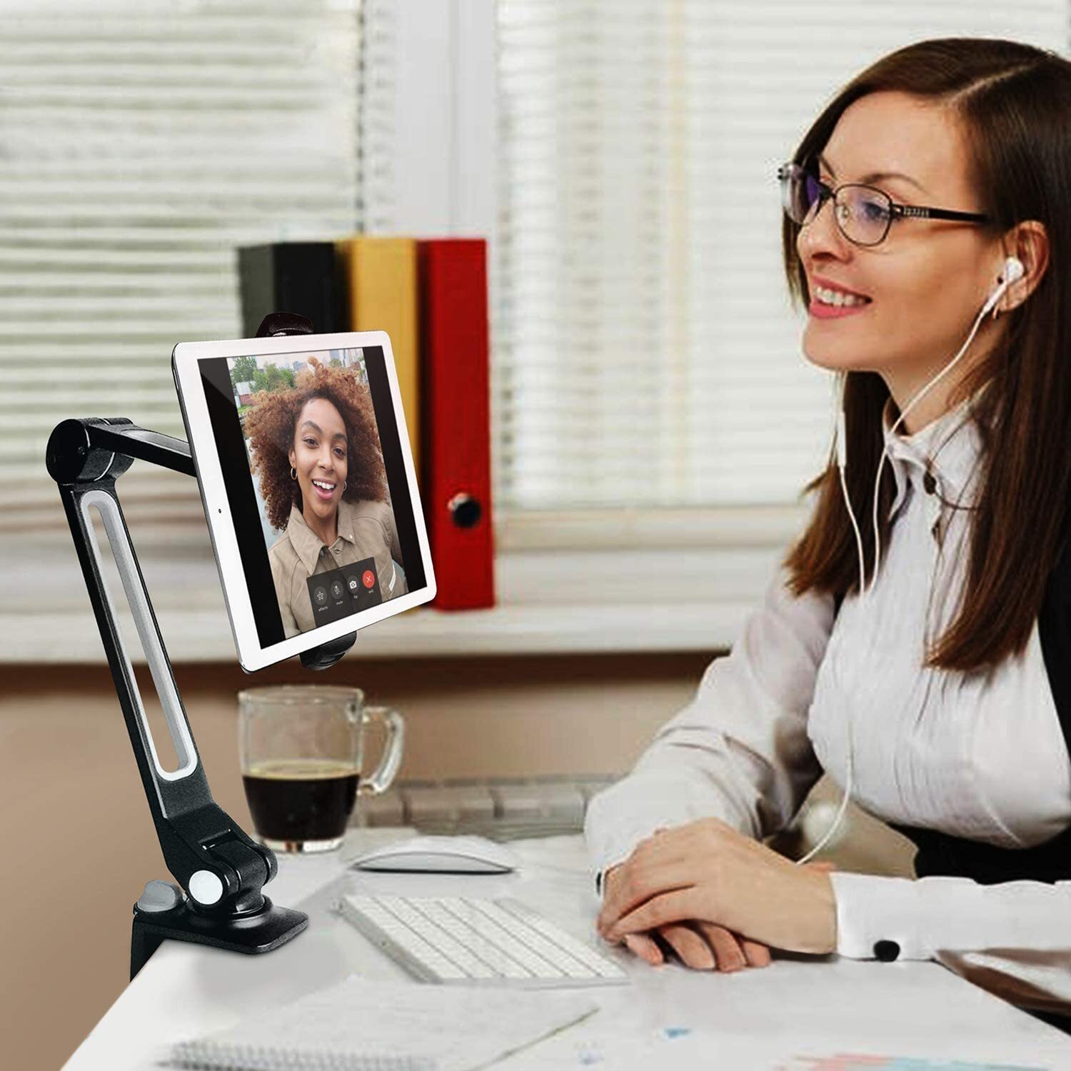 Adjustable Long Arm Clamp Tablet Stand Desktop Mount Smartphone 360 Rotation