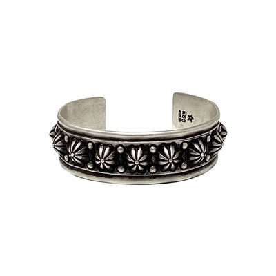 Edison Sandy Smith, Bracelet, Flower Bump Outs, Navajo, 5 7/8 ''