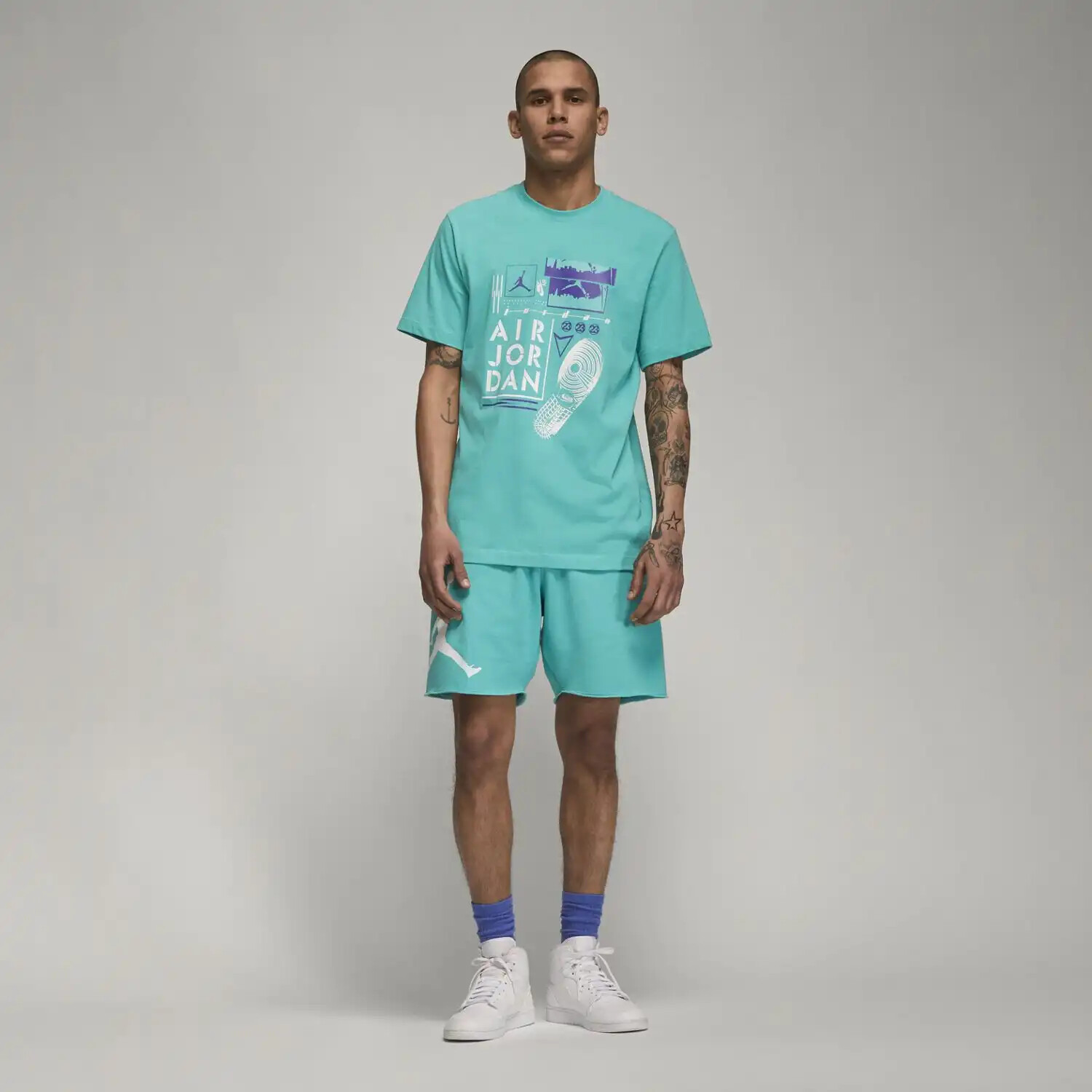 

Футболка Air Jordan Retro Tee Teal Grape Graphics Tee DM1424-392, мужские размеры, Washed teal, DM1424 392