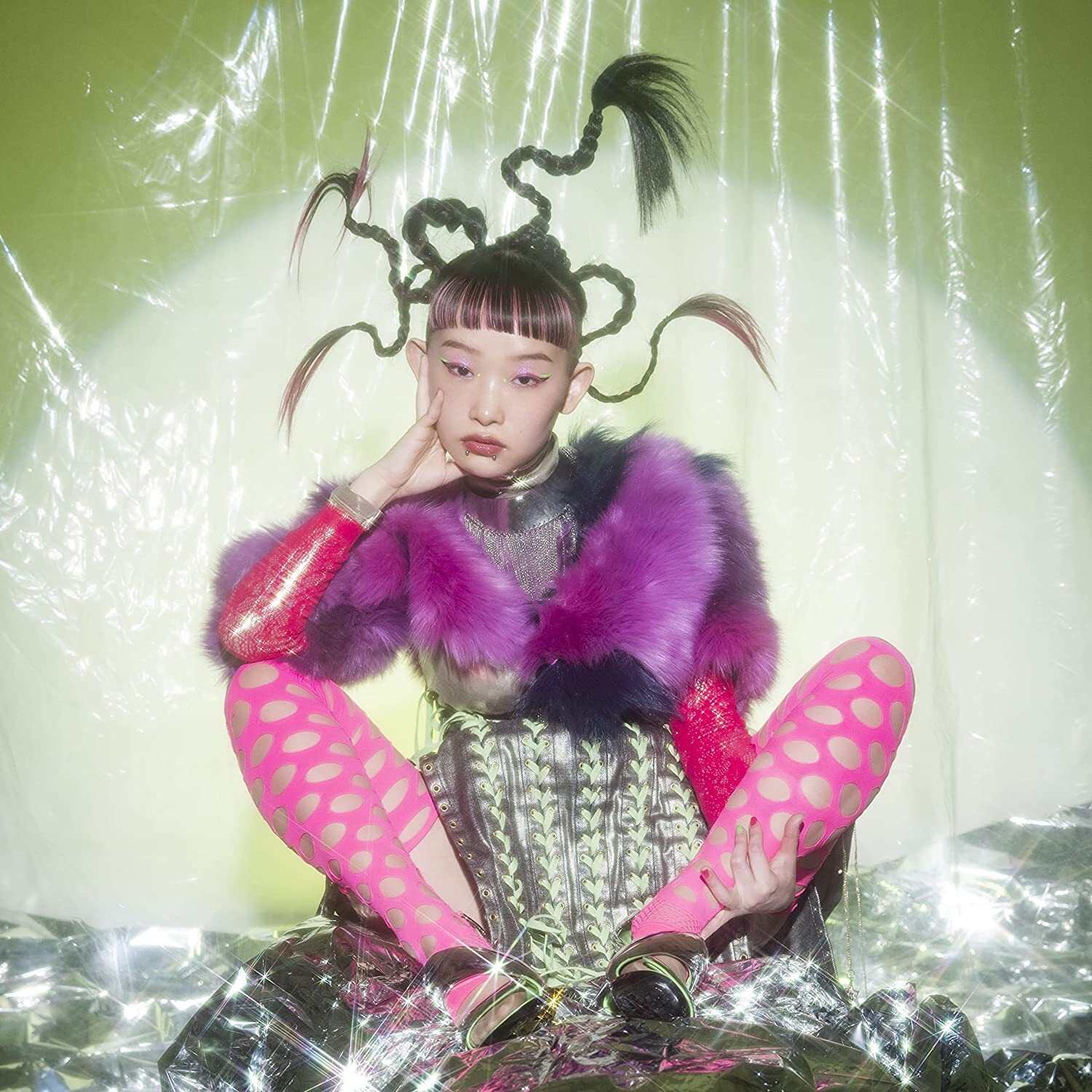 水曜日のカンパネラサイン入りタオル〈WEDNESDAY CAMPANELLA〉 WEDNESDAY CAMPANELLA Neon 2023 EP CD New J-Female Singer
