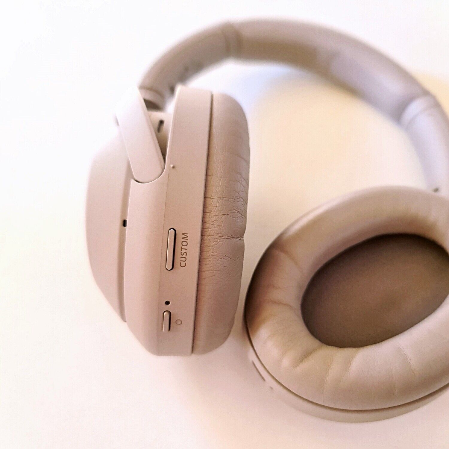 GENUINE Sony WH-1000XM4 Wireless HD Noise Cancelling Over GENUINE Sony WH-1000XM4 Wireless HD Noise Cancelling Over