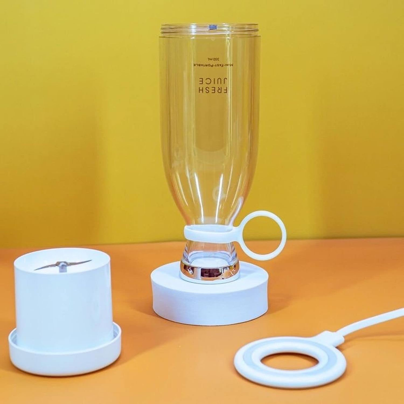 Portable Mini Blender for Fresh Juice, Smoothies, Shakes with Magnetic Wireless