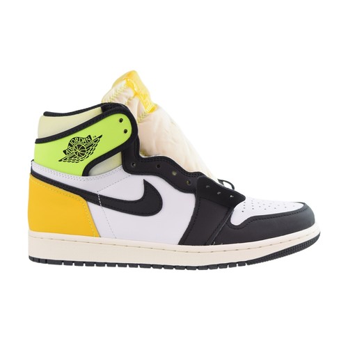 

Мужские туфли Jordan 1 Retro High бело-черные Volt-University Gold 555088-118, White-black volt-university gold