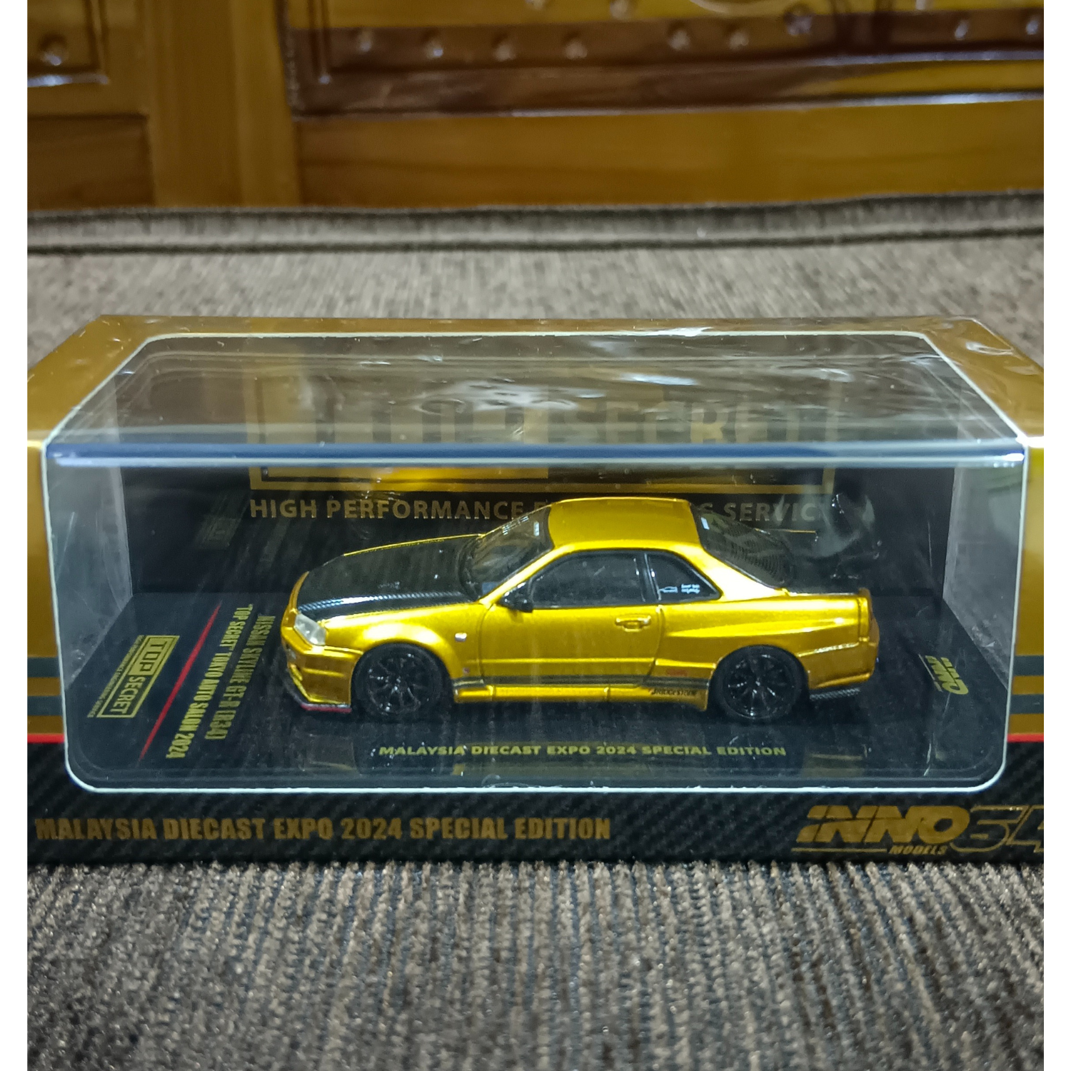 Inno64 Nissan GT-R R34 Gold EXPO 2024 Tokyo Auto Salon 1:64 Inno64 Nissan GT-R R34 Gold EXPO 2024 Tokyo Auto Salon 1:64