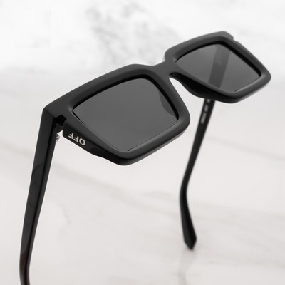 Pre-owned Off-white Oeri113s24pla0011007 Tucson Black Sunglasses In Gray