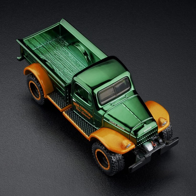 Hot Wheels 2023 RLC Exclusive Holiday 1952 Dodge Power Wagon