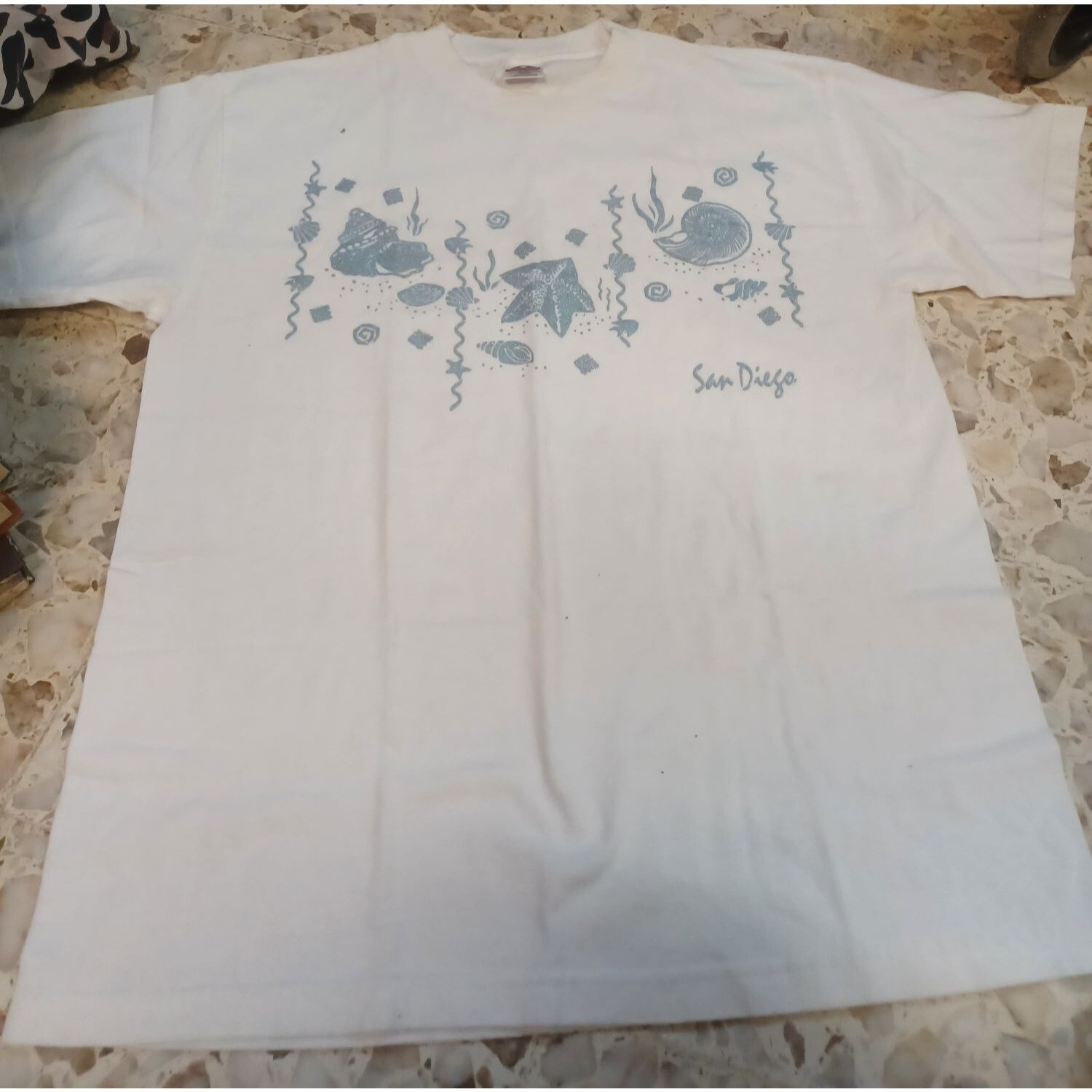 San Diego Graphic Tee with Glitter NWOT SZ Large White