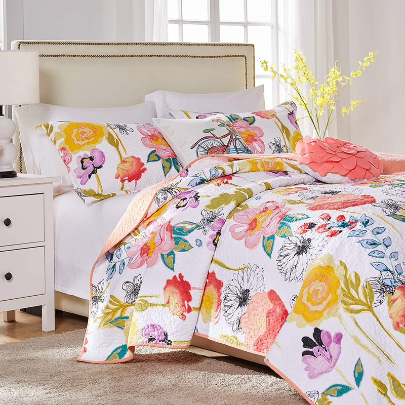 Greenland Home Watercolor Dream Quilt Set 3-Piece King/Cal King White