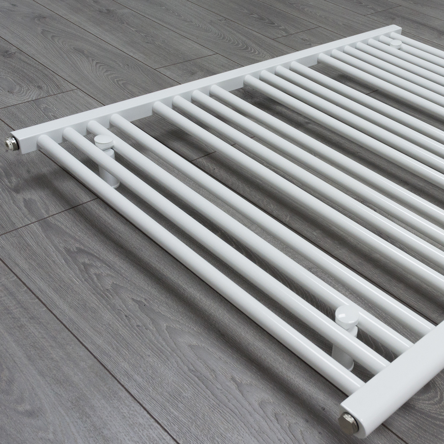800mm Wide White Heated Bathroom Towel Rail Radiator Straight 400/600