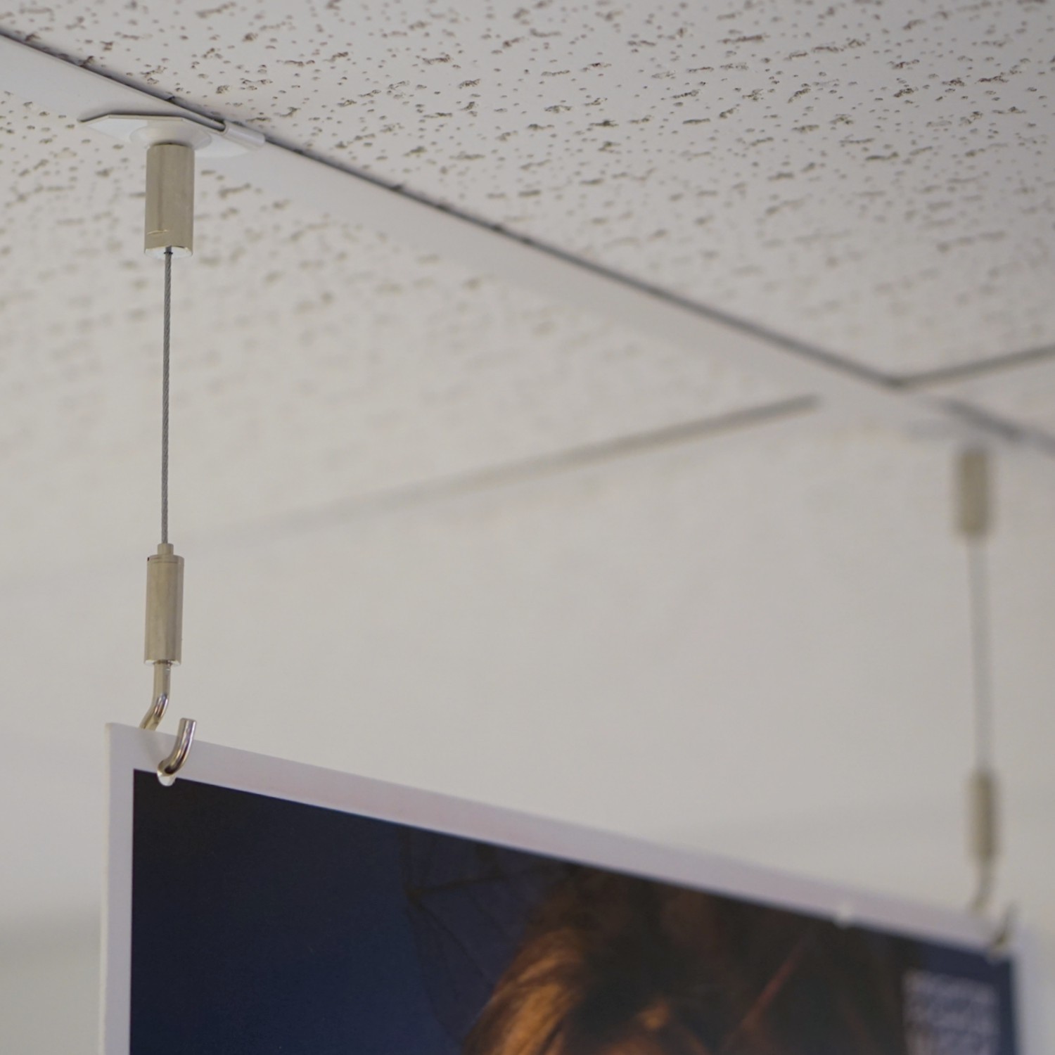 Retail Sign Board Pos Hanging Kit For Suspended Ceiling Easy