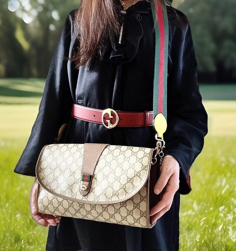 【関税&送料込】Gucci Gg Supreme Fabric Ophidia Clutch Vintage Gucci GG Supreme Ophidia Clutch Beige Coated Canvas