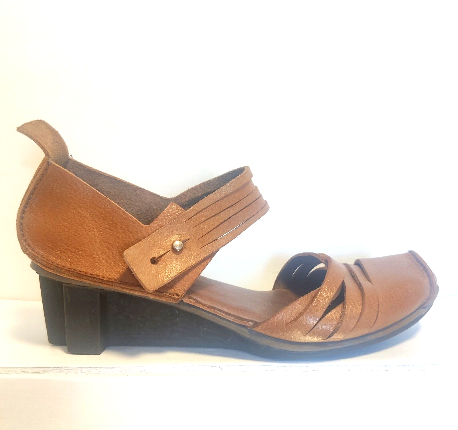 シューズ・サンダルその他 IONSEOUL three wrap mary jane JE106 Trippen Mary Jane Wedge Shoe with x+os Wedge in Espresso 40