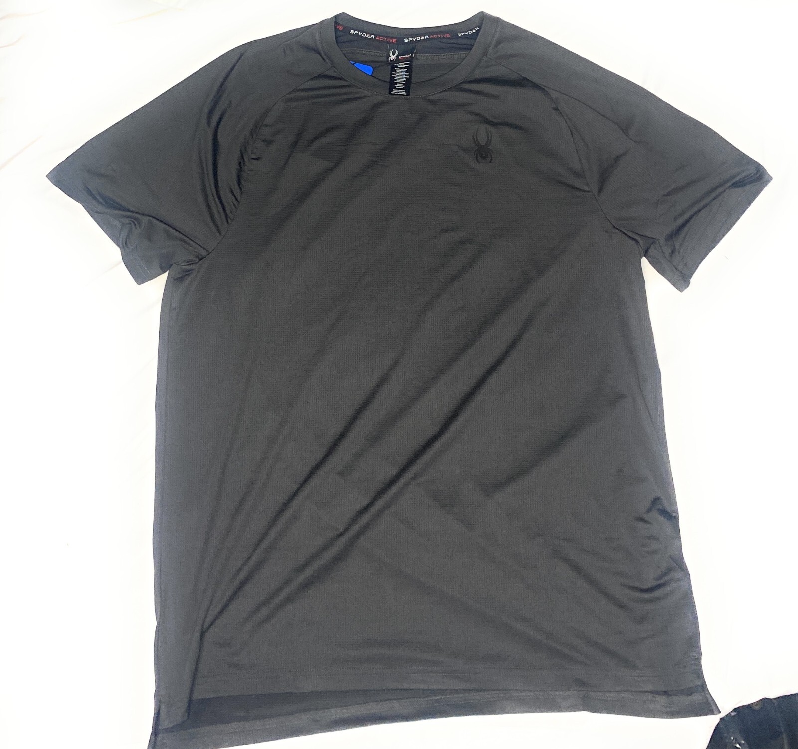 【SPYDER】 Men Monogram Short Sleeve T-Shirt /追跡付 Amazon.com: Spyder Men's Active Shirt - Fitted Short Sleeve