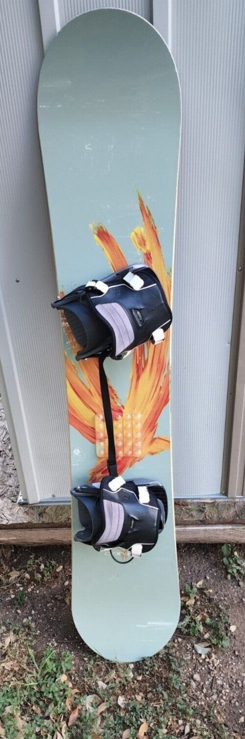 Burton Tip to Tail Wood Core Superfly 2 Snow Board with Burton Tip to Tail Wood Core Superfly 2 Snow Board with