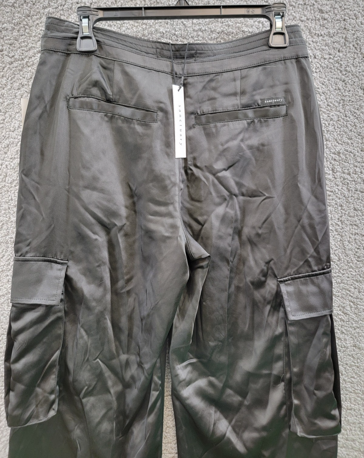 Sanctuary Eve Semi-High-Rise Satin Cargo Pants Women 26 Black Front Zip Closure - Picture 10 of 14