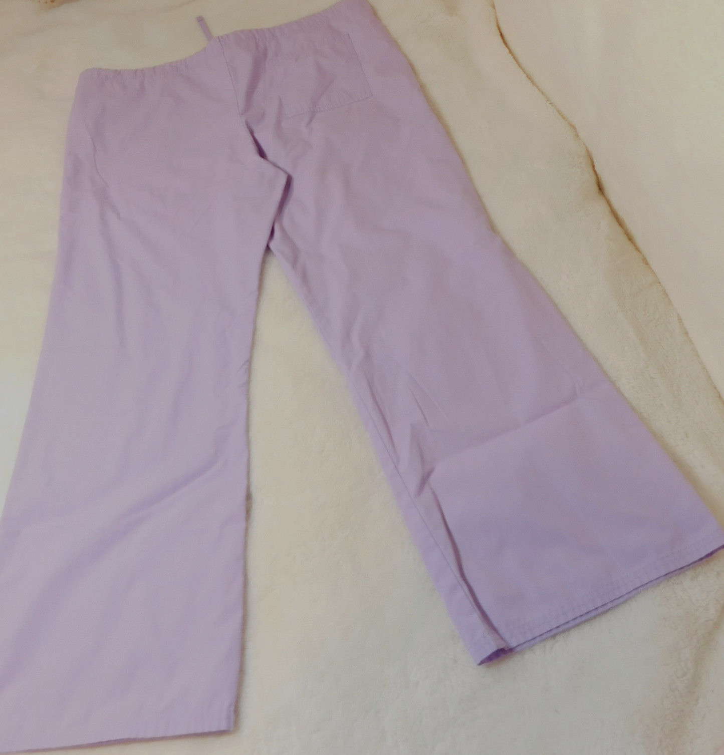 UB Scrubs Womens Pants Bottoms Solid Light Purple Size M great condition