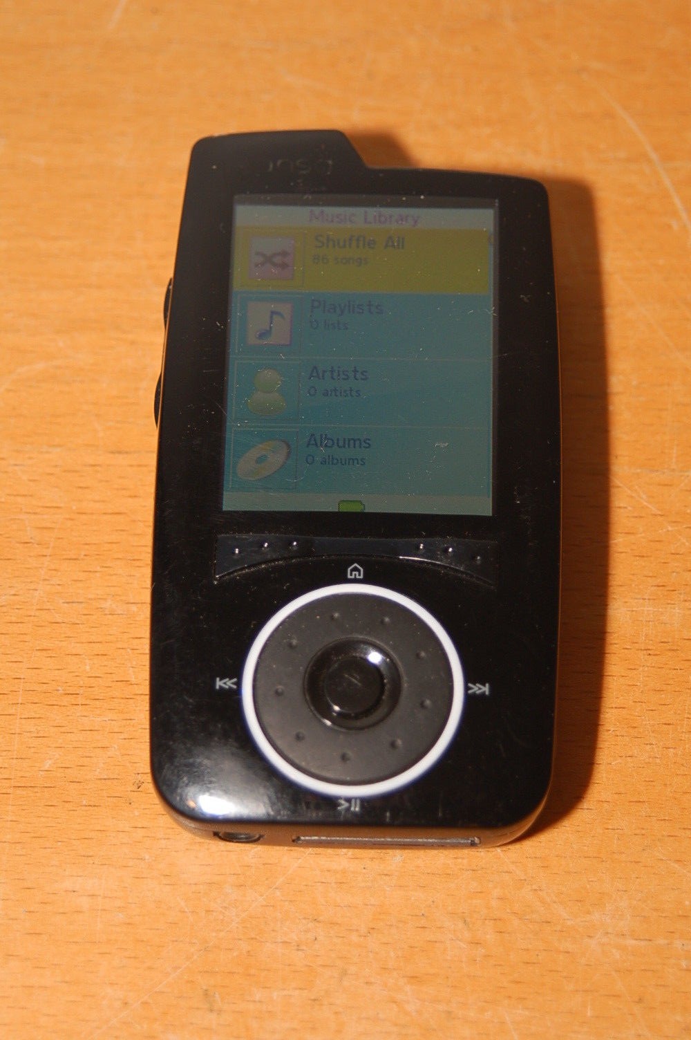 SanDisk Sansa Connect 4 GB MP3 Player(Black) w/ USB