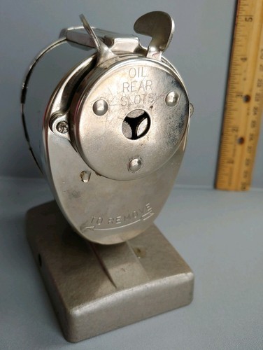 Vintage BOSTON Vacuum Mount Self Feeder Metal Table Mount Pencil Sharpener
