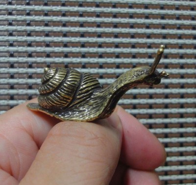 Vintage Style Solid Brass Pure Copper Two-horned Snail Statue for Garden Decor