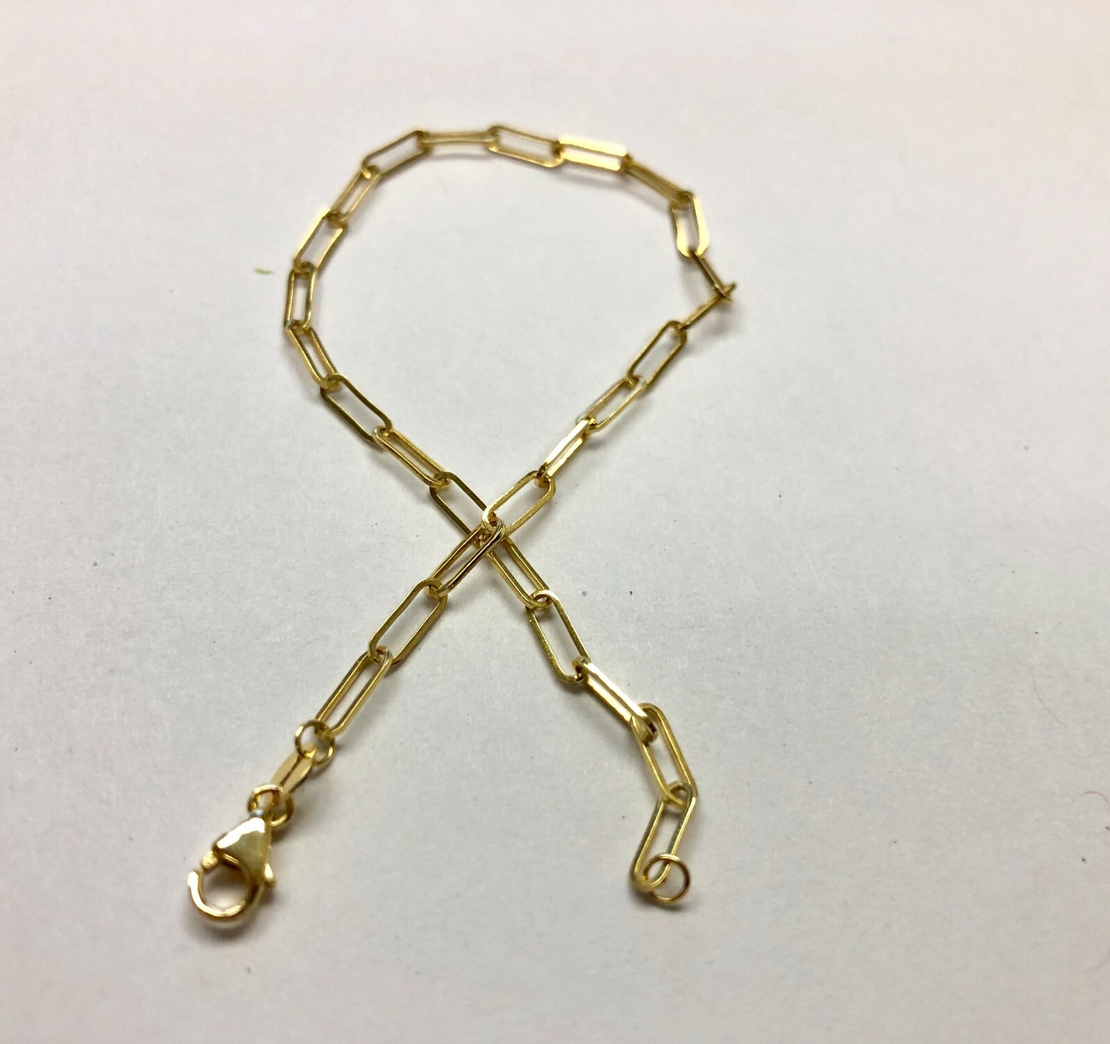 Pre-owned R C I 14kt Yellow Gold Paperclip Link Chain Bracelet 7 Inch 1.7 Grams 2.5mm In No Stone