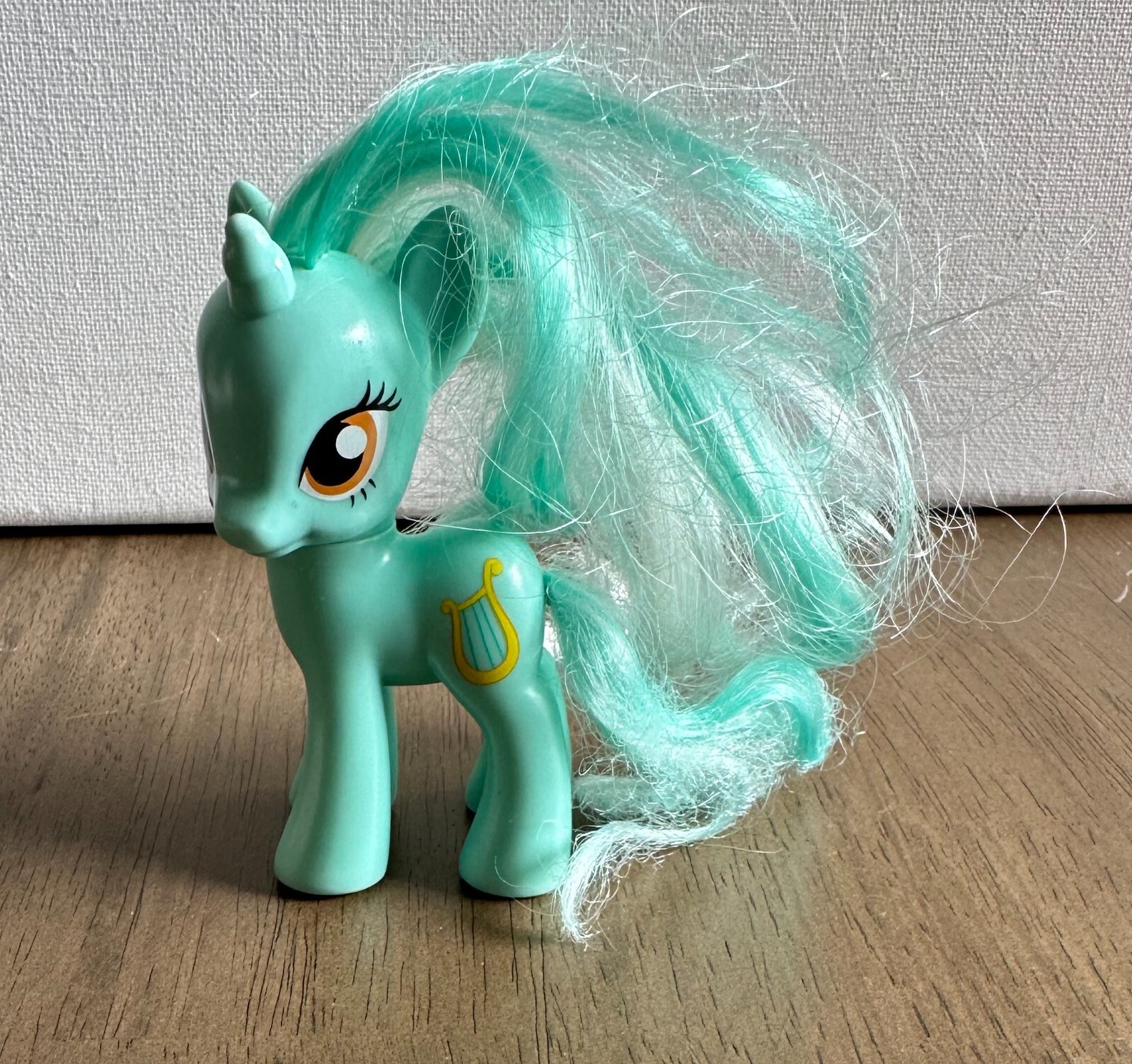 MLP　マイリトルポニー Lyra heartstrings ぬいぐるみ MLP Lyra Heartstrings G4 Plush | MLP Merch