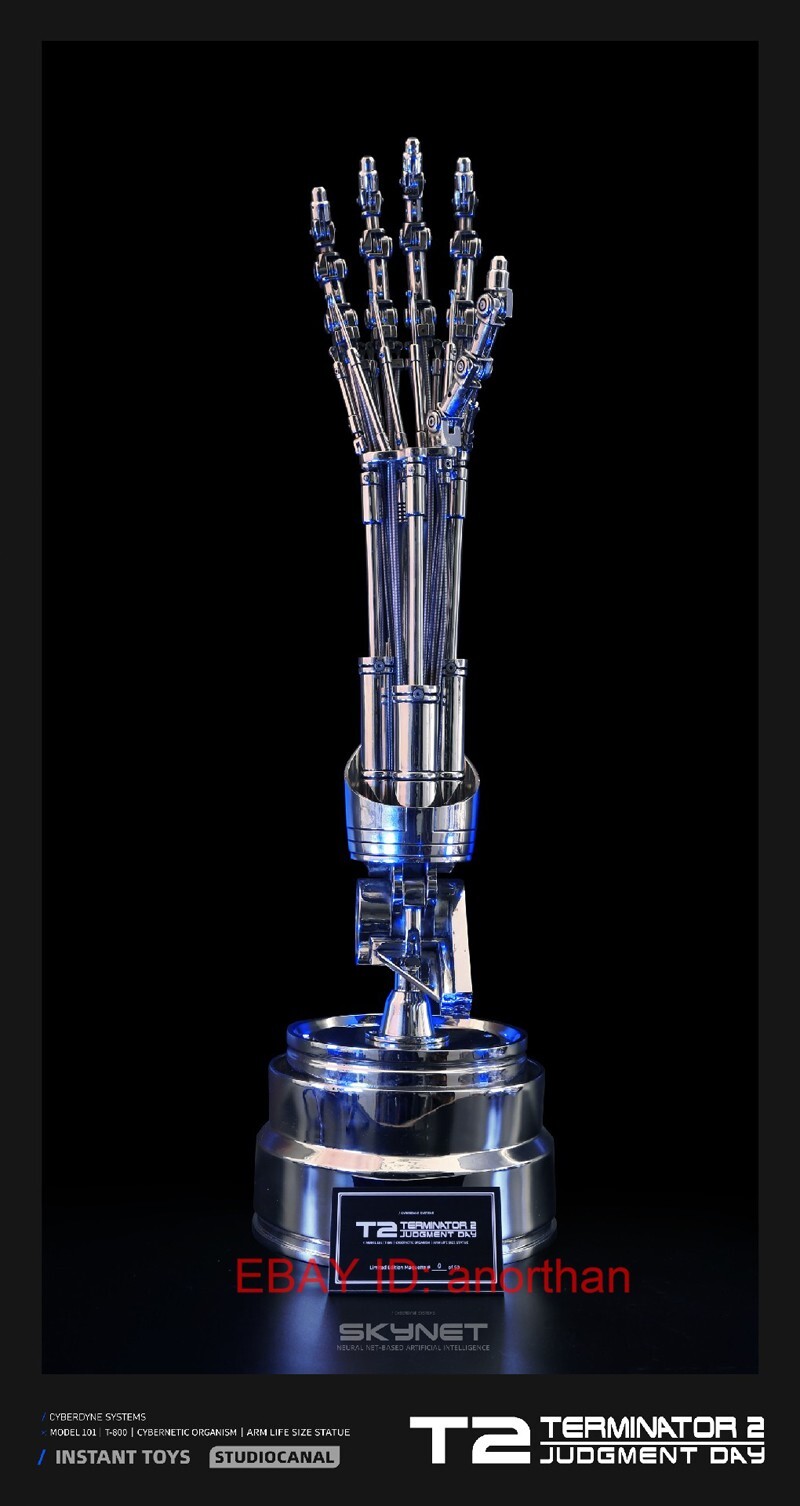 Instant Toys Terminator 2 T800 Endoskeleton Arm 1/1 LED