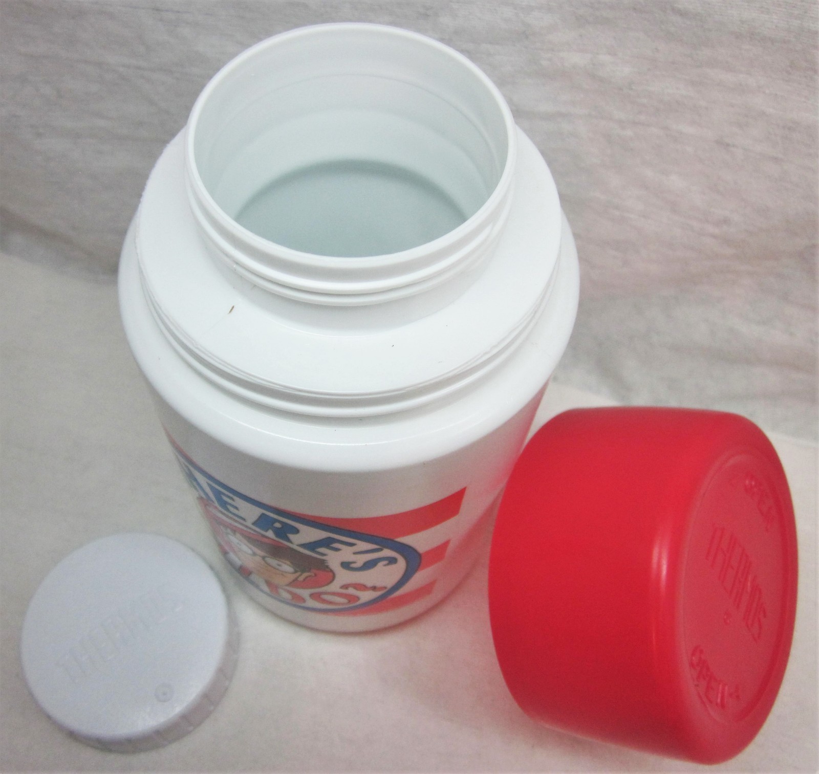 Vintage - 1990 Where's Waldo Thermos - GREAT CONDITION/AS-IS