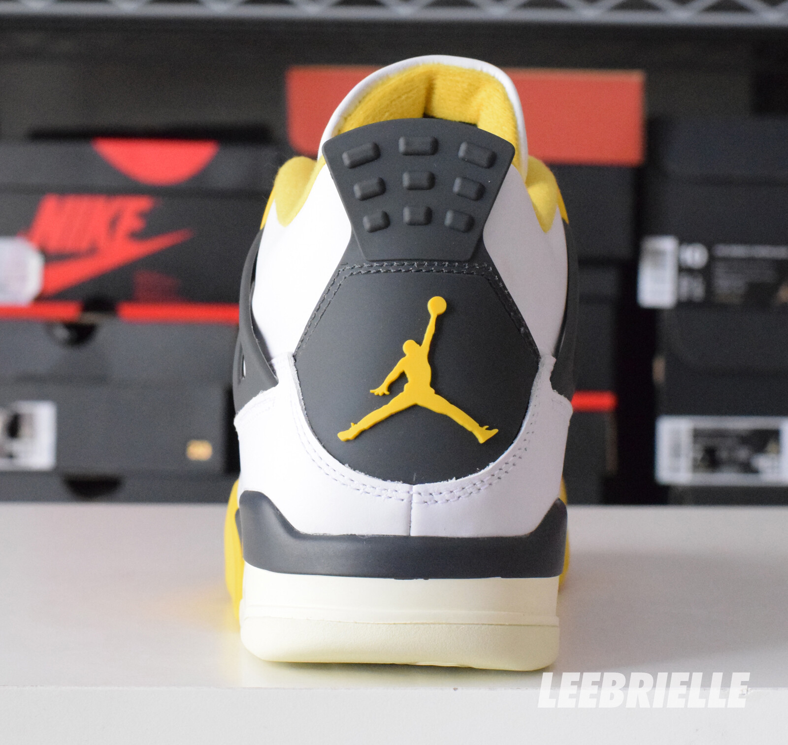 Pre-owned Jordan Nike Air  4 Retro Vivid Sulfur Aq9129-101 Women's Size In White