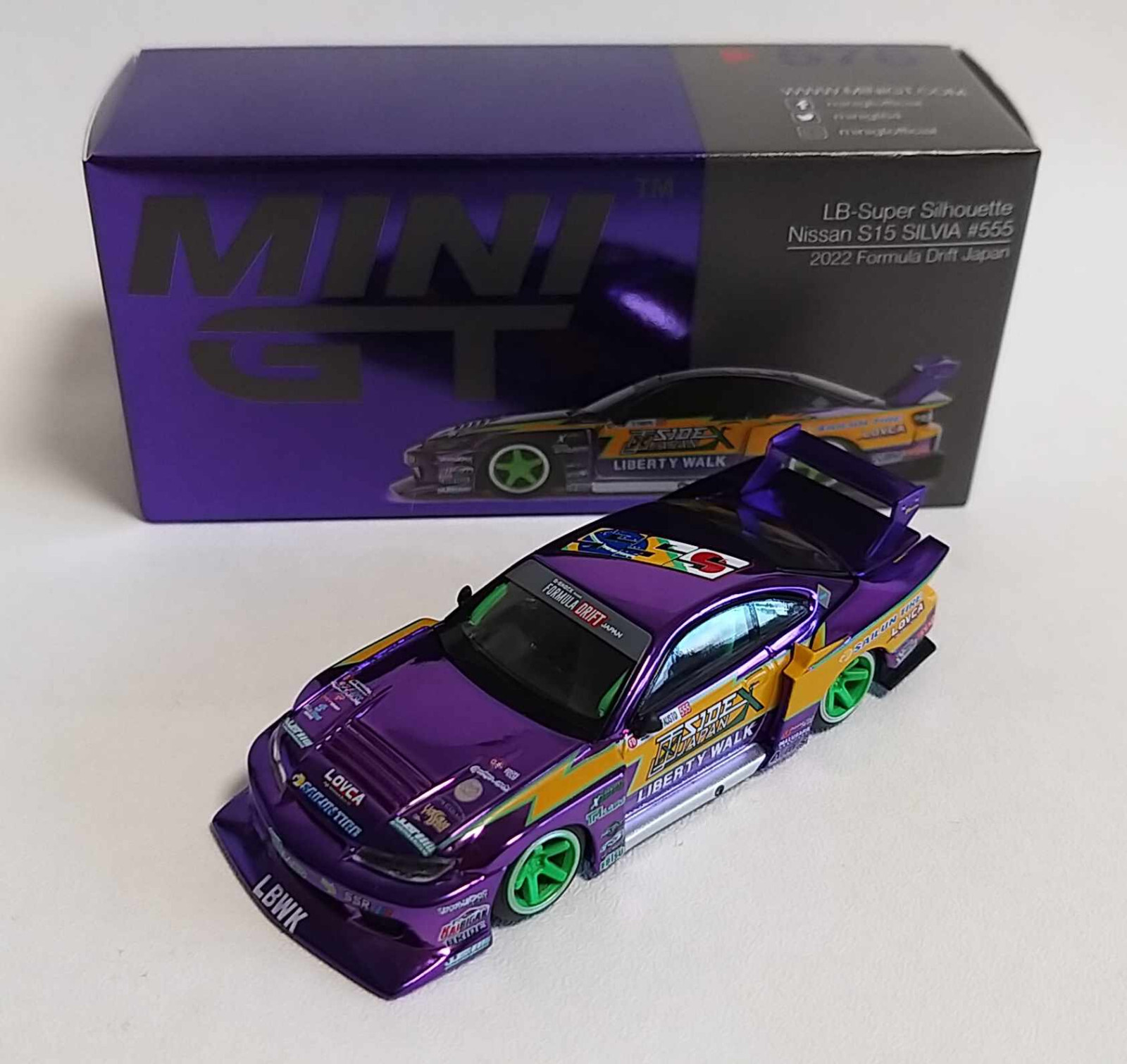 MINI GT LB-Super Silhouette Nissan S15 SILVER #555 2022 MINI GT LB-Super Silhouette Nissan S15 SILVER #555 2022