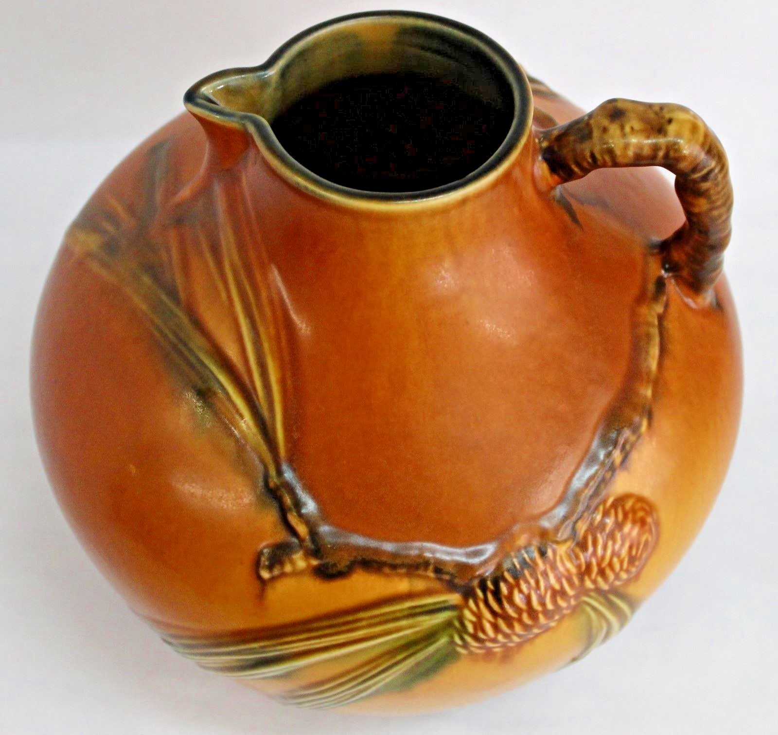 ROSEVILLE POTTERY BROWN PINECONE JUG VASE
