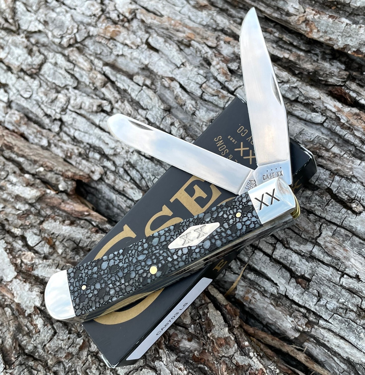 CASE XX *a SFO 2022 GRAY LIZARD SKIN TRAPPER KNIFE KNIVES | eBay