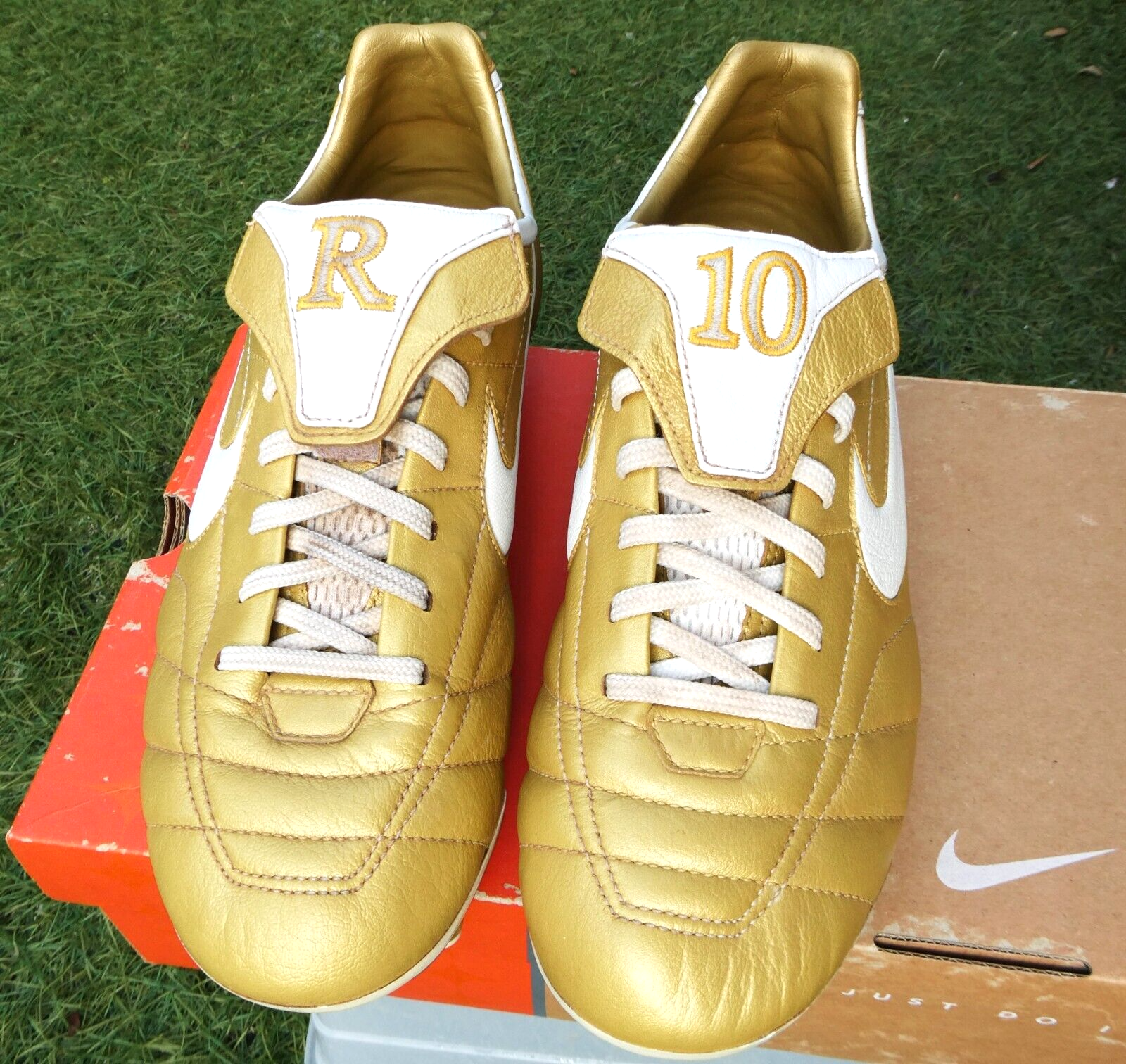 NIKE TIEMPO AIR LEGEND GOLD RONALDINHO R10 BOOTS AIR ZOOM