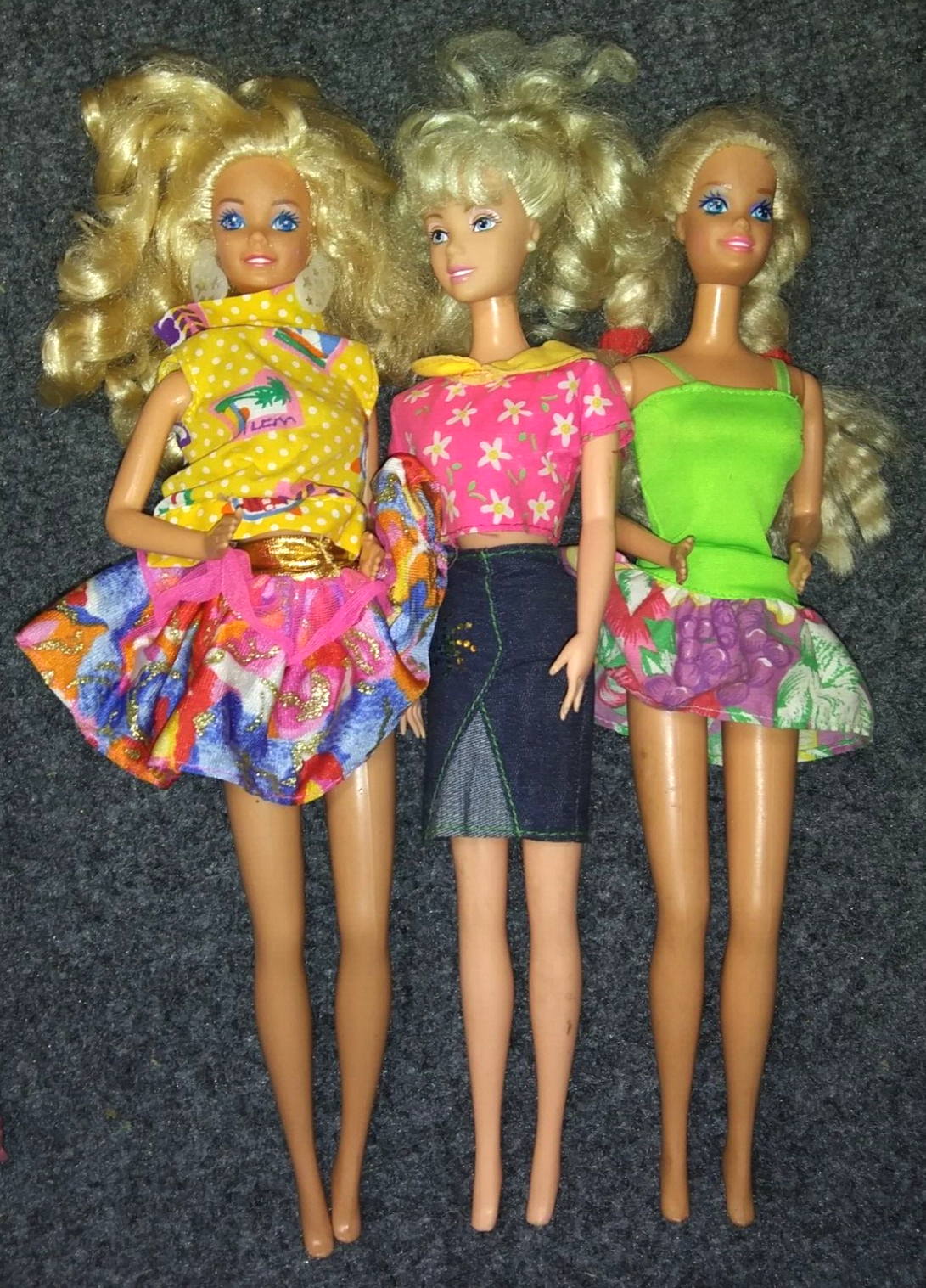 Barbie Dolls set of 3 older all made in China see my others