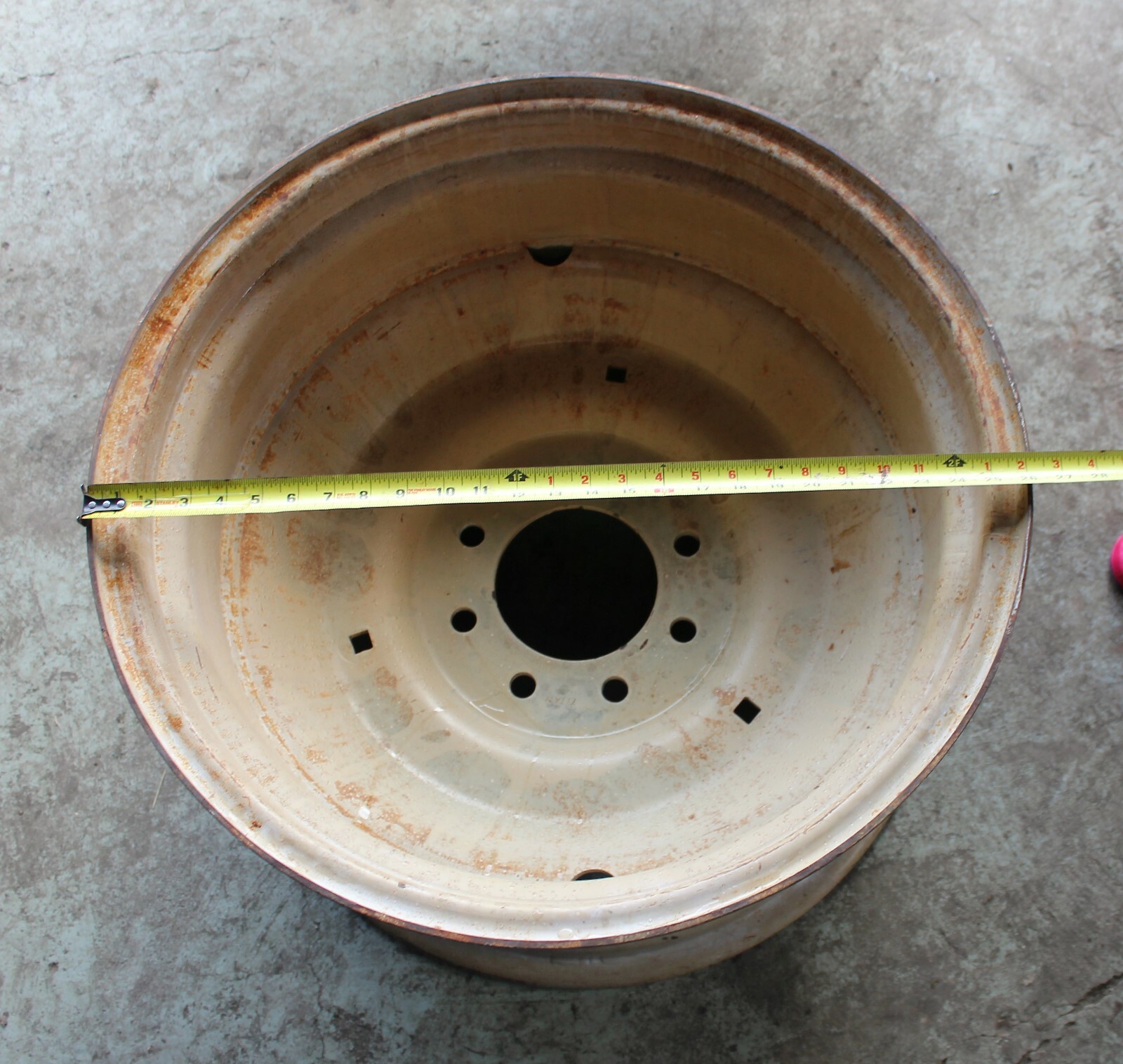 Titan Italla Wheel New Holland W15LX24 TITAN 01 03 T, 86598759, 10 10 (NEW)